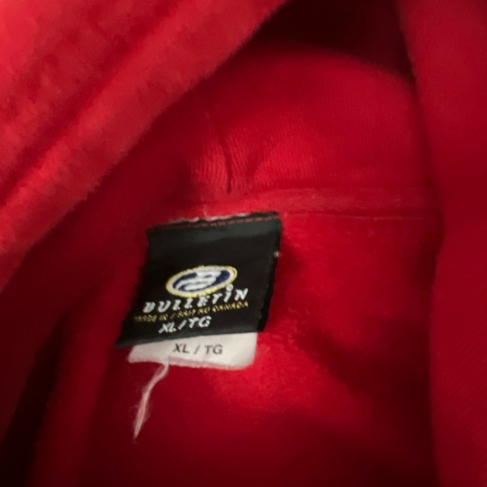 Toronto Raptors Red Hoodie - Picture 5 of 6